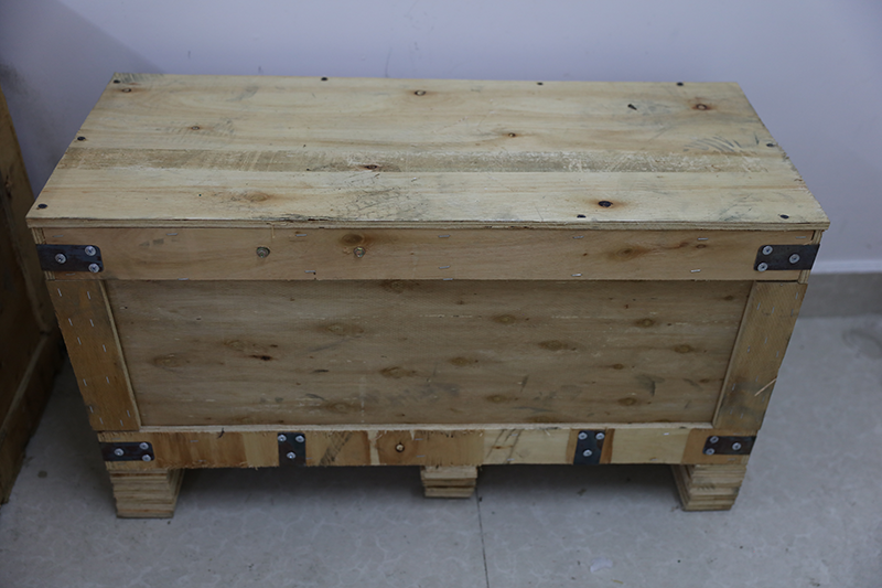 Wood plywood box for coating machine